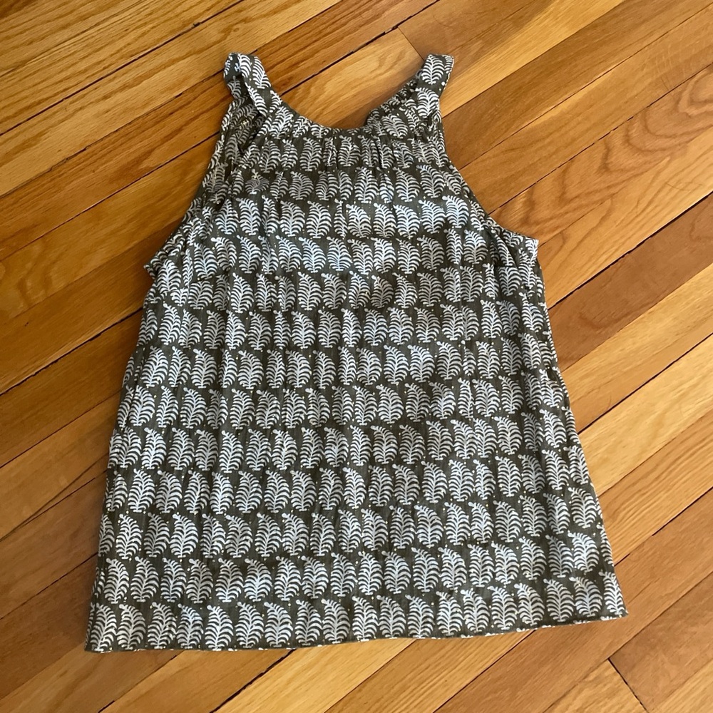 Talbots Olive Green and White Sleeveless Top with Gold Accent